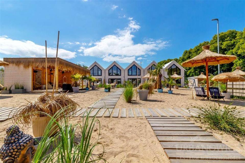 Lulu Holiday Resort Domki Z Podgrzewanym Basenem Mielno  Buitenkant foto